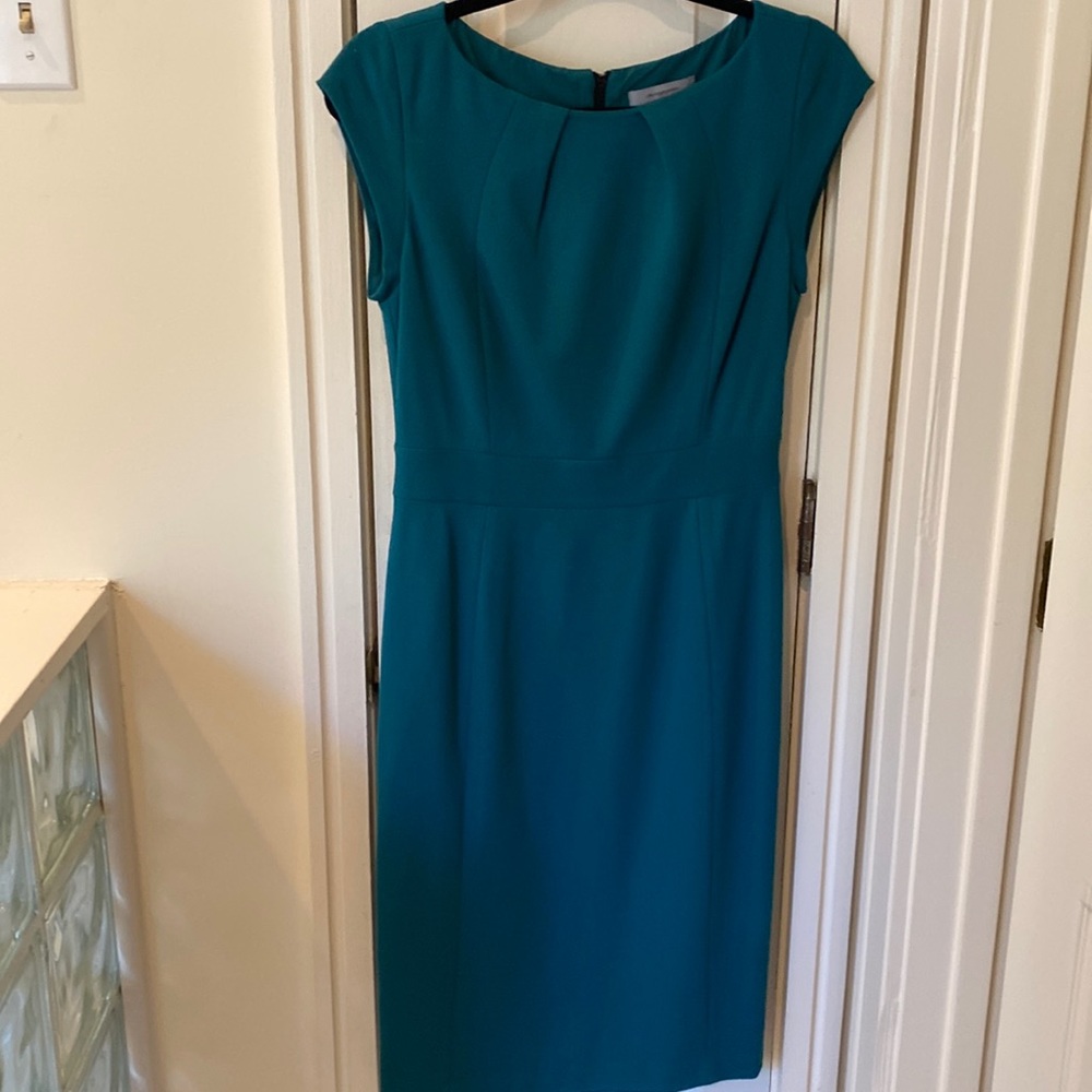 Classiques Entier Jewel tone dress with exposed back zipper. Size 4